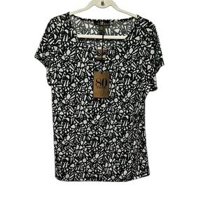 80 Park Black and White Graphic Short Sleeve Blouse